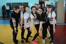 Обложка для материала Жизнь нашего класса