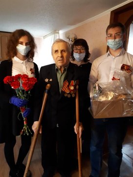 Волонтеры Донского искренне поздравляют ветеранов войны.