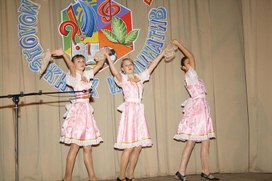 Обложка для материала КВН (молодёжные инициативы)