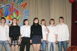 Обложка для материала КВН (молодёжные инициативы)