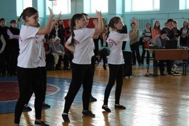 Обложка для материала Жизнь нашего класса