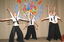 Обложка для материала КВН (молодёжные инициативы)
