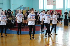Обложка для материала Жизнь нашего класса