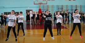 Обложка для материала Жизнь нашего класса