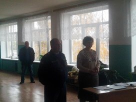 Обложка для материала презентация по ОБЖ для 10-х классов на тему "Организация ГО В ОУ"