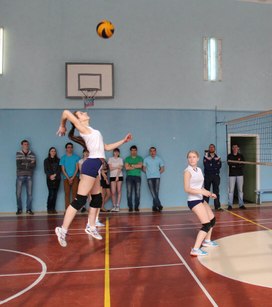 Первенство города по волейболу среди девушек.