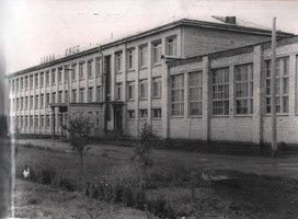 Обложка для материала «Любимая школа – знаю каждый уголок» (музей школы)