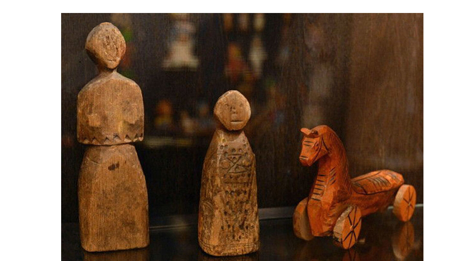 Деревянная кукла одна из первых игрушек