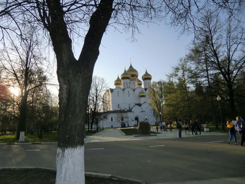 Презентация по краеведени. "Ярославль. Древний город, устремлённый в будущее"