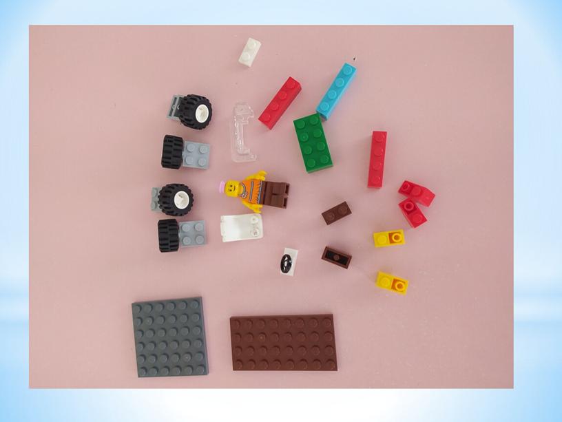 Сборка "Машина-малышок" с использованием конструктора LEGO